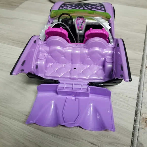 Monster High Convertible Car - Picture 9 of 16